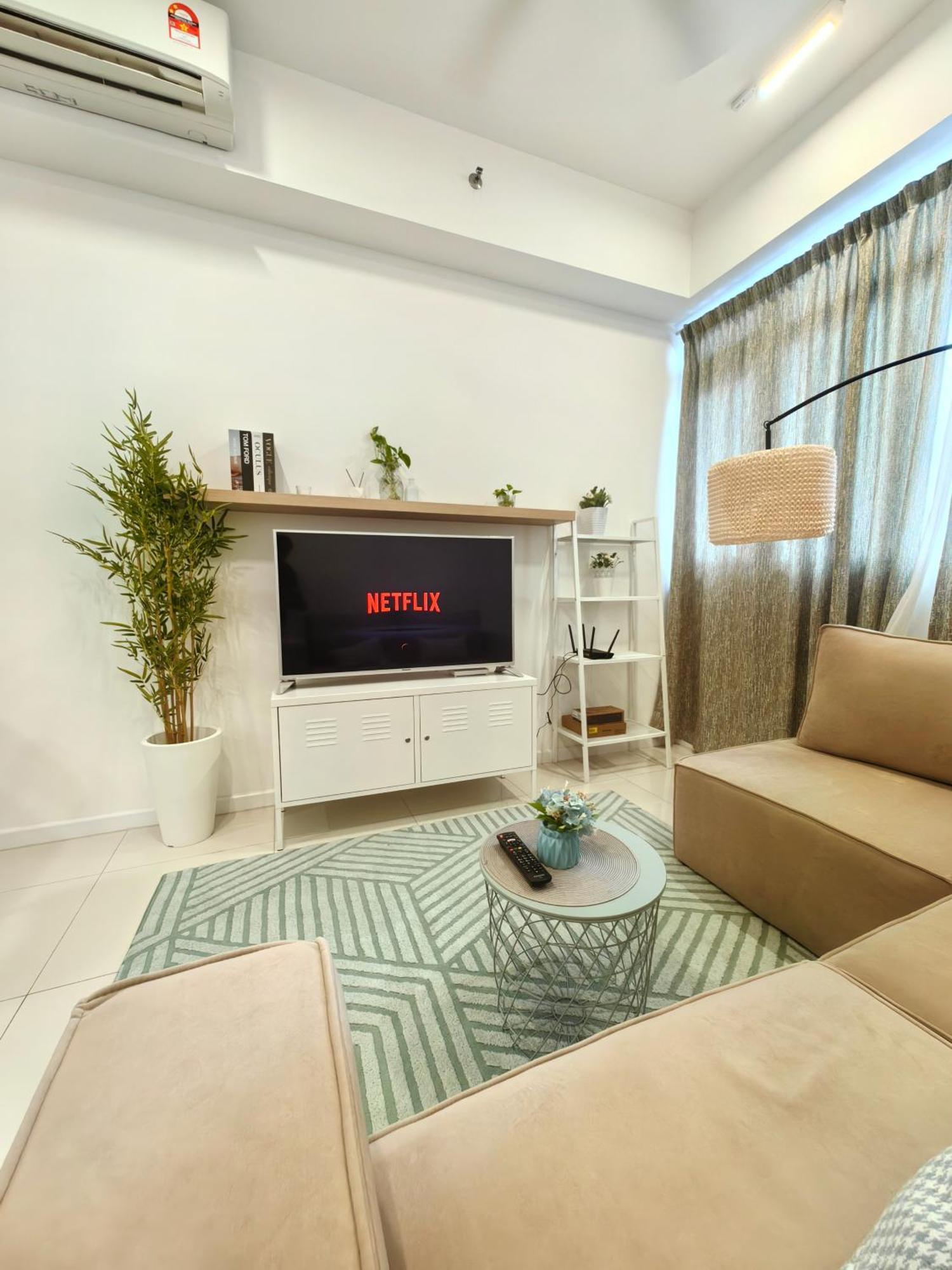 Chambers Residence Klcc By Purple Orchid Kuala Lumpur Extérieur photo