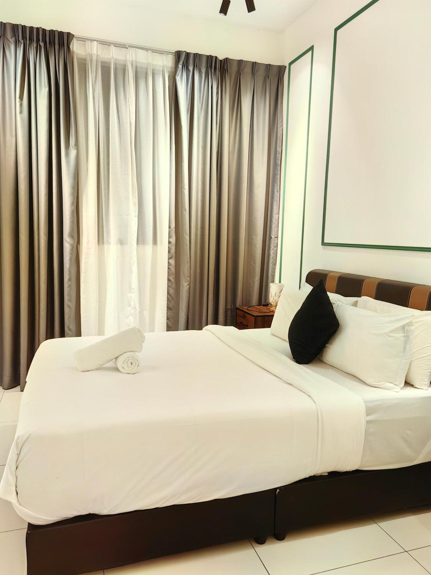 Chambers Residence Klcc By Purple Orchid Kuala Lumpur Extérieur photo