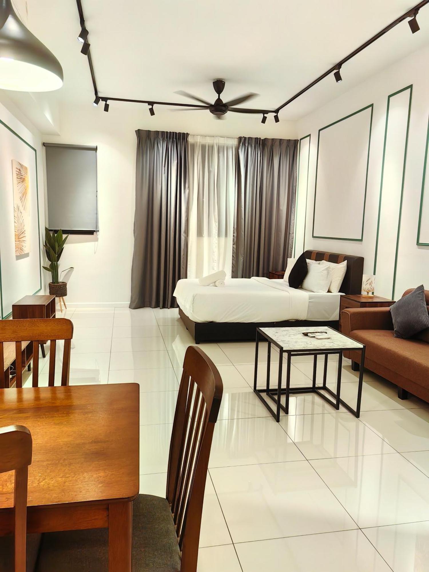 Chambers Residence Klcc By Purple Orchid Kuala Lumpur Extérieur photo