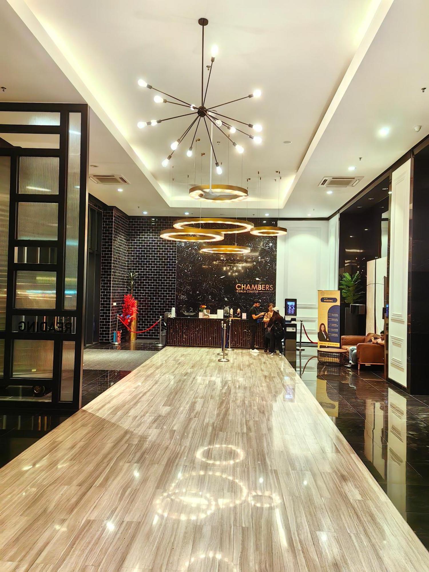 Chambers Residence Klcc By Purple Orchid Kuala Lumpur Extérieur photo